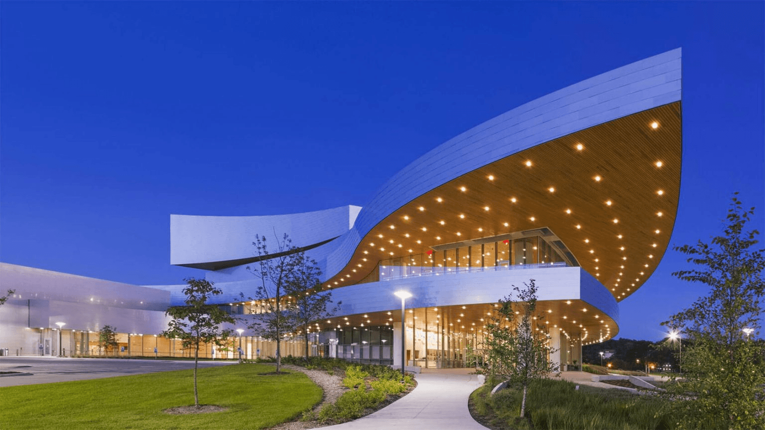 Goldberg/Esto, Pelli Clarke & Partners